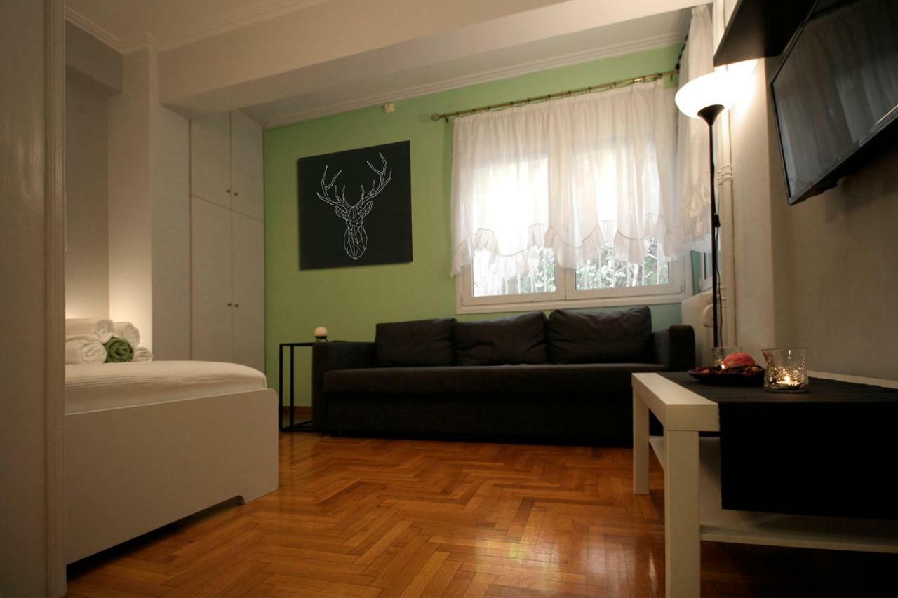 Luxury Flat In Kolonaki, 3' Metro Leilighet Athen Eksteriør bilde